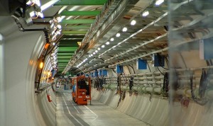 Interior del túnel del LHC.