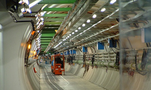 Registran primeras colisiones de iones de plomo en acelerador de partículas LHC