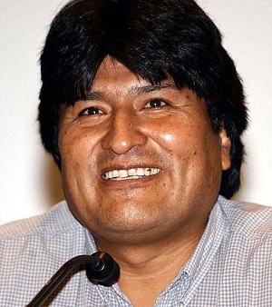 Morales cede: no a la carretera
