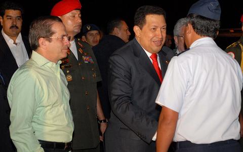 Chávez y Correa se reúnen
